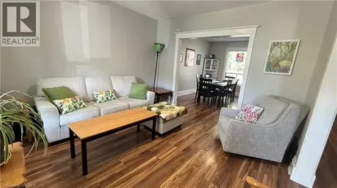 30 Victoria Avenue Cambridge ON N1S 1X4