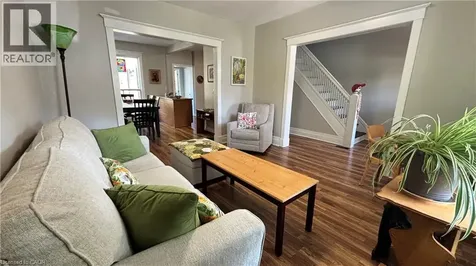 30 Victoria Avenue Cambridge ON N1S 1X4