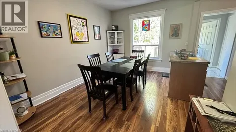 30 Victoria Avenue Cambridge ON N1S 1X4