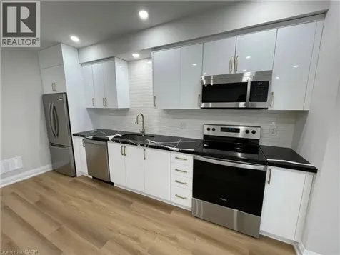 5 South Drive Kitchener ON N2M 4B4