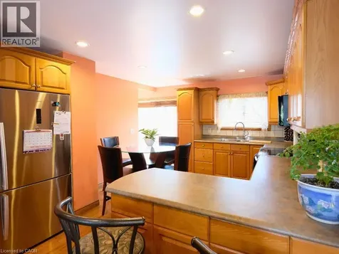 42 Dalhousie Avenue Hamilton ON L8L 3J5