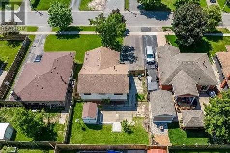 49 Grove Avenue St. Catharines ON L2P 1C9