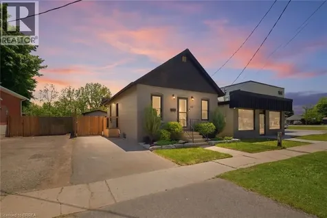162 Grand River Avenue Brantford ON N3T 4X6