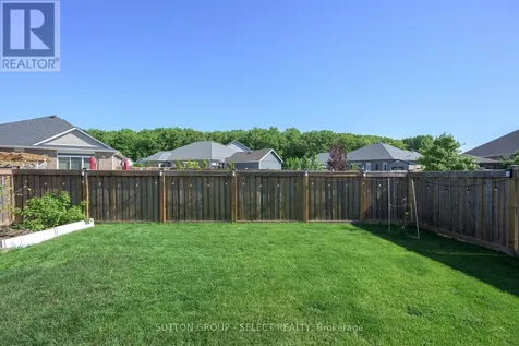 38 Foxtail Lane St. Thomas ON N5R 0K6
