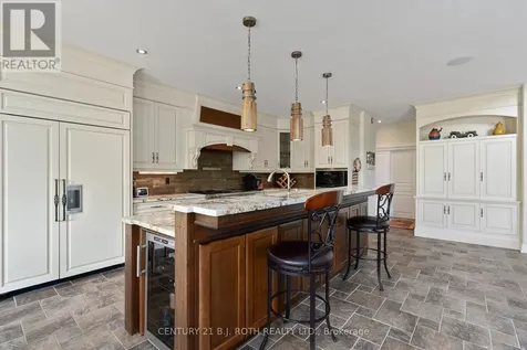 75 Marine Drive Innisfil ON L0L 1R0