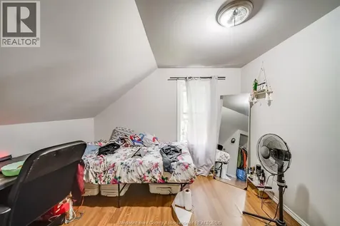 773 Bridge Avenue Windsor ON N9B 2M5