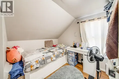 773 Bridge Avenue Windsor ON N9B 2M5