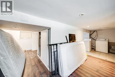 773 Bridge Avenue Windsor ON N9B 2M5