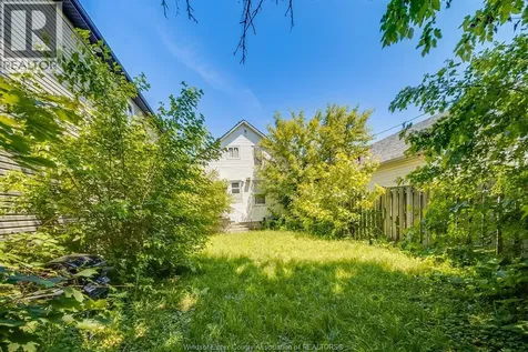 773 Bridge Avenue Windsor ON N9B 2M5