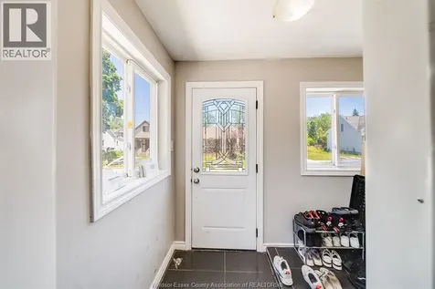 773 Bridge Avenue Windsor ON N9B 2M5