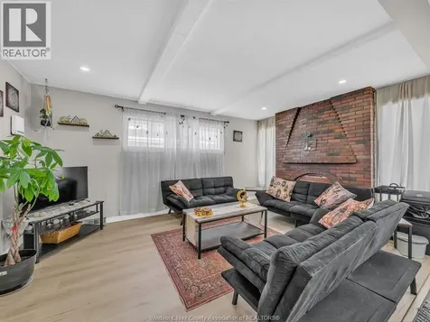 2450 Mckay Avenue Windsor ON N9E 2P5