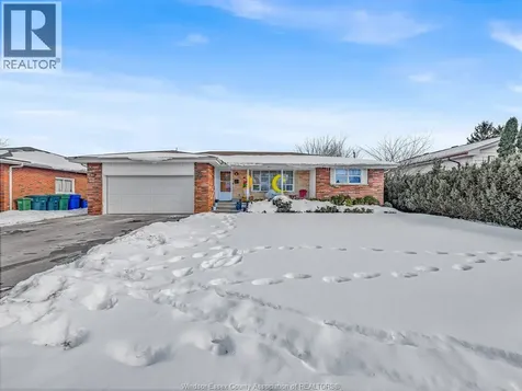 2450 Mckay Avenue Windsor ON N9E 2P5