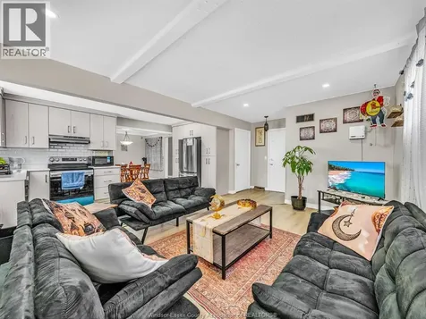 2450 Mckay Avenue Windsor ON N9E 2P5