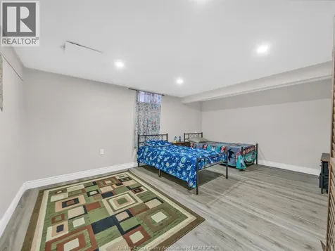 2450 Mckay Avenue Windsor ON N9E 2P5