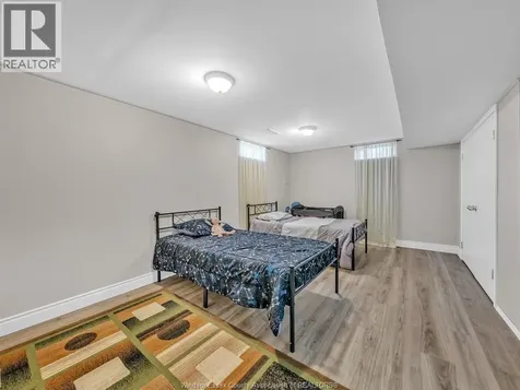 2450 Mckay Avenue Windsor ON N9E 2P5