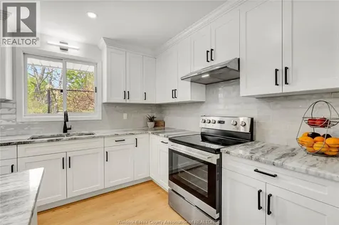 1910 Kent Street Windsor ON N9E 3R3