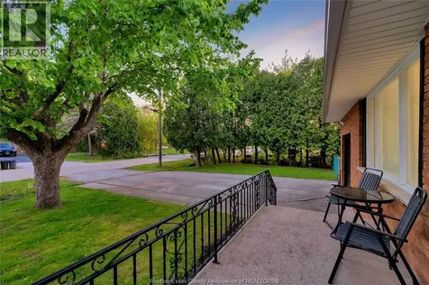 1910 Kent Street Windsor ON N9E 3R3
