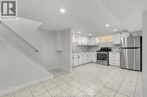 1910 Kent Street Windsor ON N9E 3R3