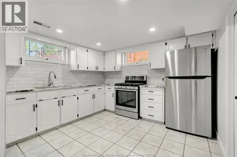 1910 Kent Street Windsor ON N9E 3R3