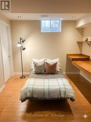 22 Highlands Crescent Collingwood ON L9Y 5H3