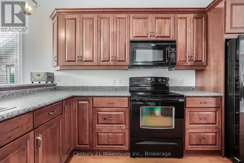 6 Glen Abbey Court Meaford ON N4L 1Y4