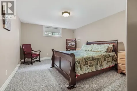 6 Glen Abbey Court Meaford ON N4L 1Y4