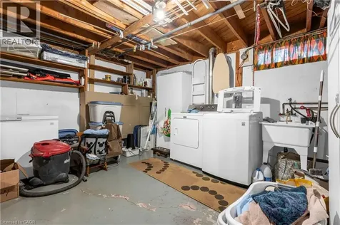 77 Lawfield Drive Hamilton ON L8V 4C6