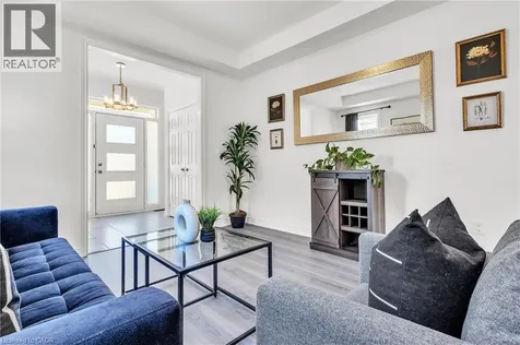 101 Westfield Crescent Waterdown ON L8B 1X9