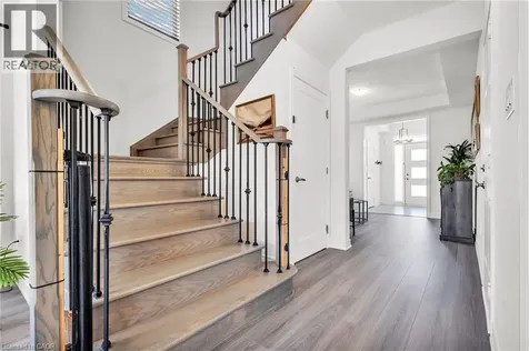 101 Westfield Crescent Waterdown ON L8B 1X9