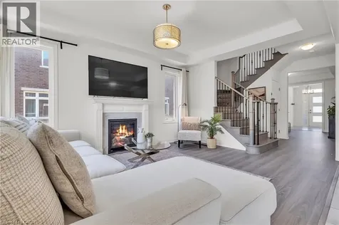 101 Westfield Crescent Waterdown ON L8B 1X9