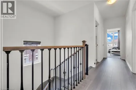 101 Westfield Crescent Waterdown ON L8B 1X9