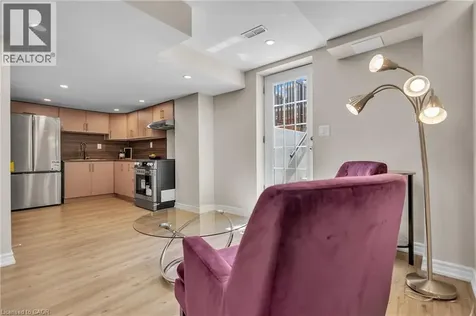 101 Westfield Crescent Waterdown ON L8B 1X9