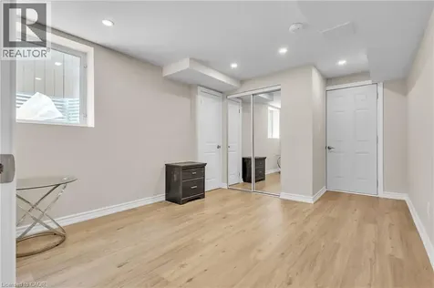101 Westfield Crescent Waterdown ON L8B 1X9