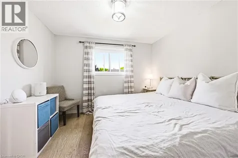 76 Boston Crescent Hamilton ON L8T 4N2
