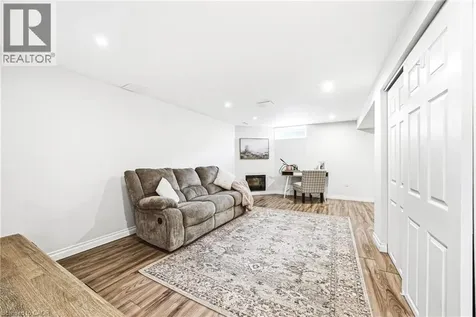 76 Boston Crescent Hamilton ON L8T 4N2