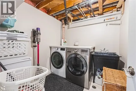 76 Boston Crescent Hamilton ON L8T 4N2