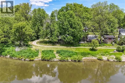 2 Townline Road East Cayuga ON N0A 1E0
