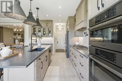 1579 Scarlett Trail Pickering ON L1X 0N9
