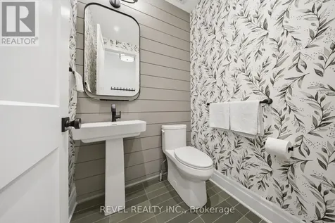 1579 Scarlett Trail Pickering ON L1X 0N9
