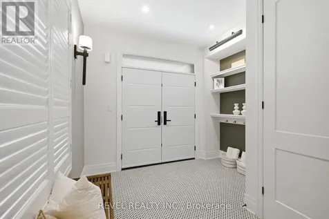 1579 Scarlett Trail Pickering ON L1X 0N9