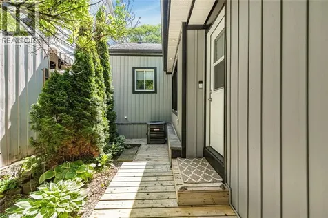 134 Erie Avenue Hamilton ON L8N 2W8
