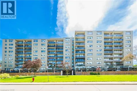 512 Nicklaus Drive Hamilton ON L8K 5L5
