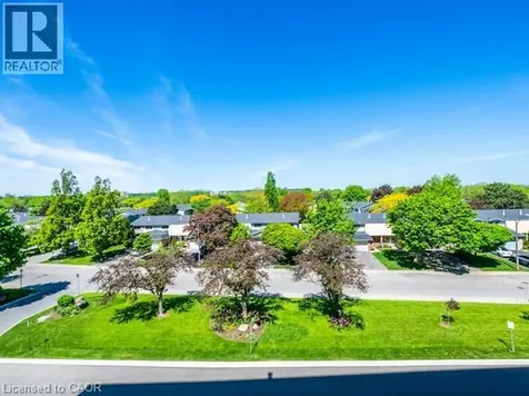 512 Nicklaus Drive Hamilton ON L8K 5L5