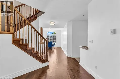 1052 Loft Court London ON N6G 5C1