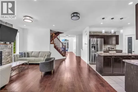 1052 Loft Court London ON N6G 5C1
