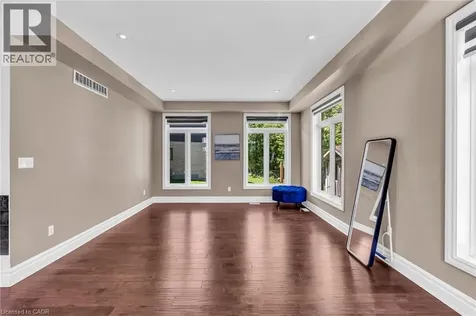 1052 Loft Court London ON N6G 5C1