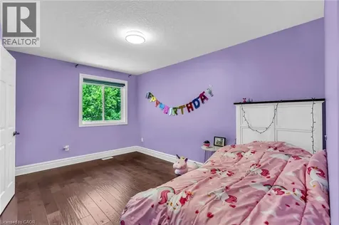 1052 Loft Court London ON N6G 5C1