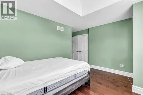 1052 Loft Court London ON N6G 5C1