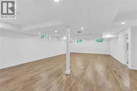 1052 Loft Court London ON N6G 5C1