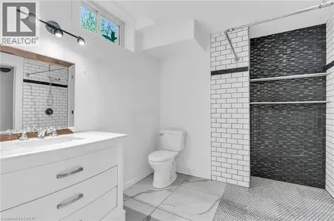 1052 Loft Court London ON N6G 5C1